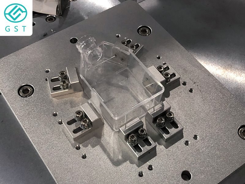 自动化装备-作育瓶自动焊接测漏机