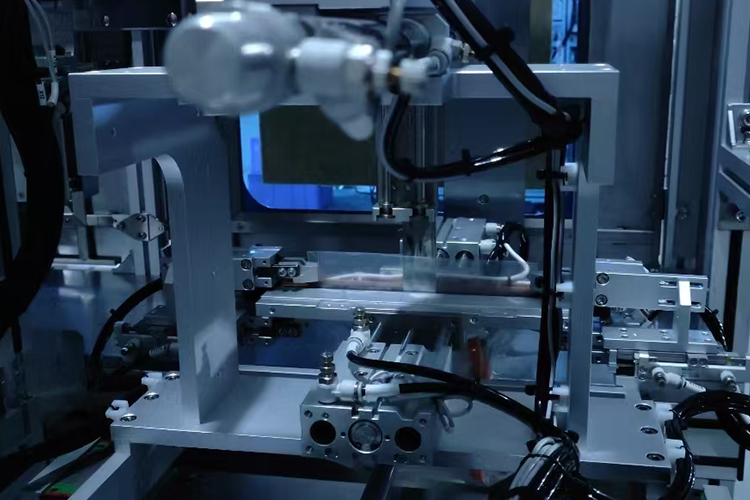 自动化组装装备：现代制造业的焦点推动力