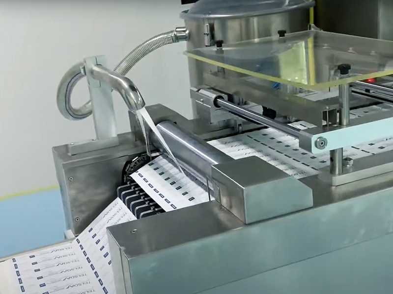 全自动吸塑包装机：提升产品包装效率与品质的智能化装备